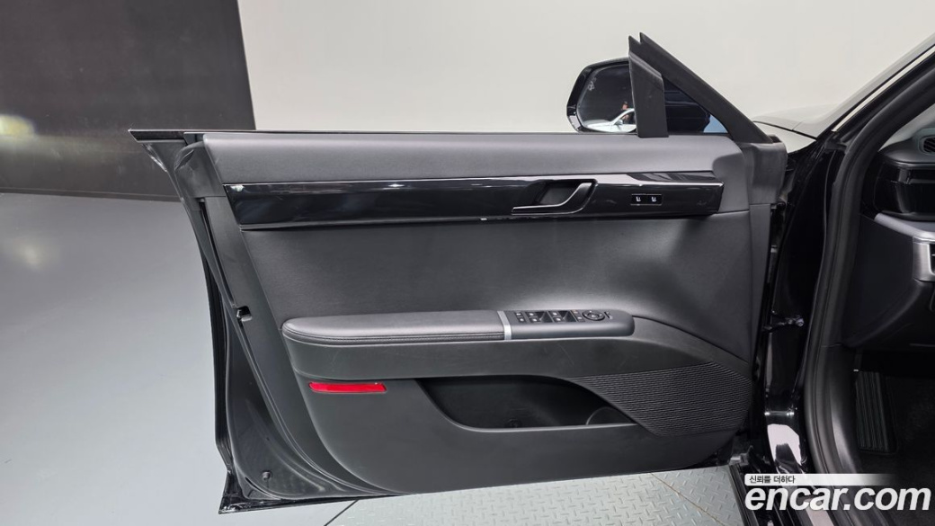 Hyundai Grandeur 2,5 Gasoline 2WD, 2023