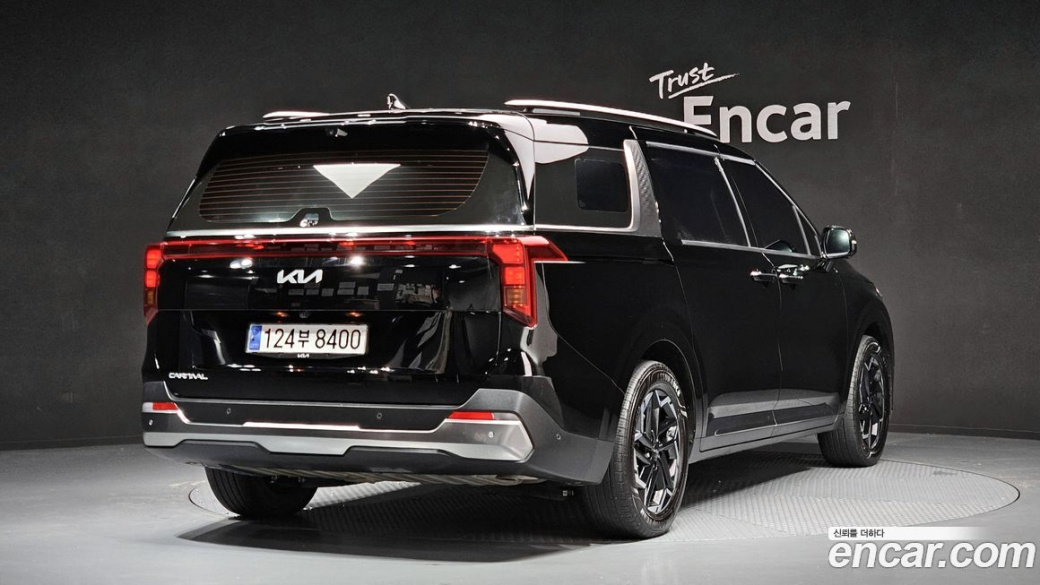 Kia Carnival 9-Seater Noblesse, 2025