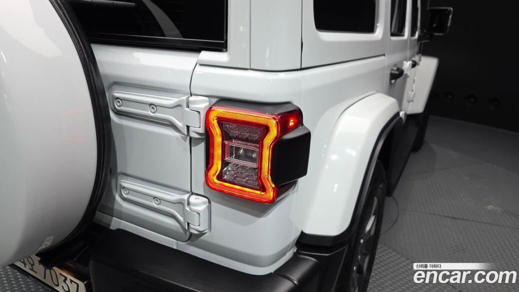 Jeep Wrangler 2.0 Overland Power Top 4Door, 2021