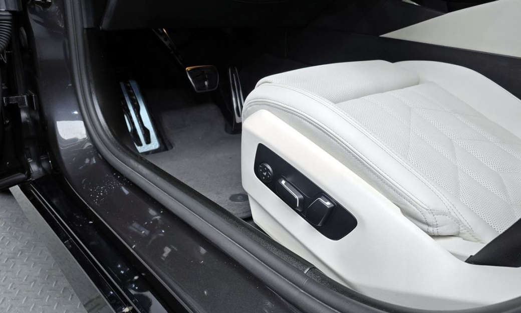 BMW 5-Series 520i M Sport, 2024