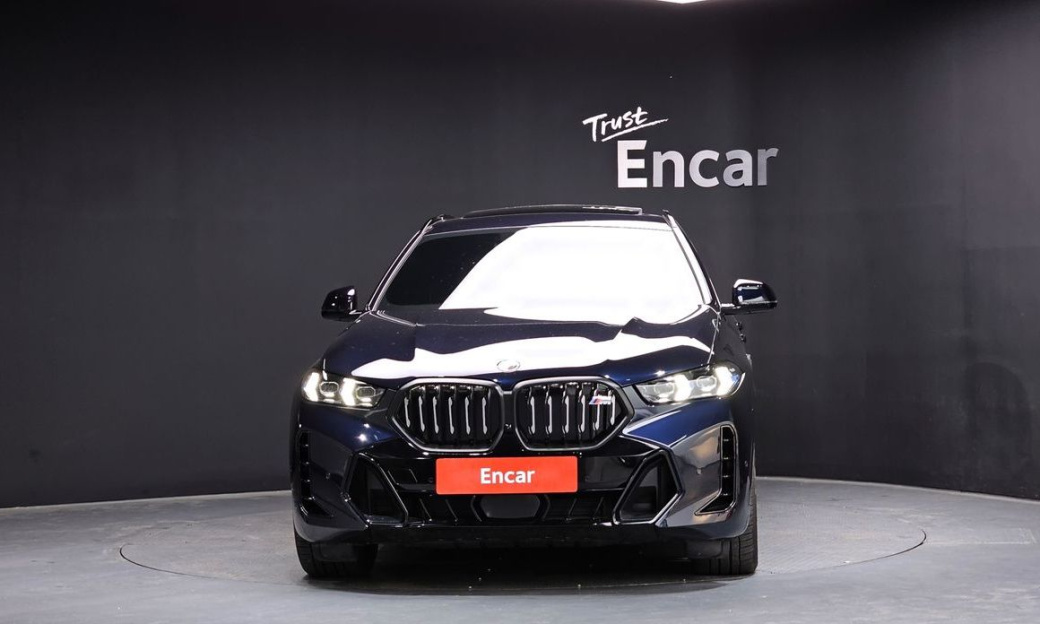 BMW X6 xDrive40i M Sport, 2025