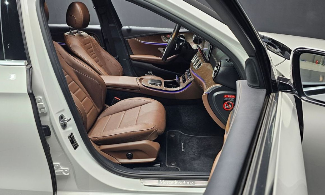 Mercedes-Benz E-Class E250 Exclusive, 2022