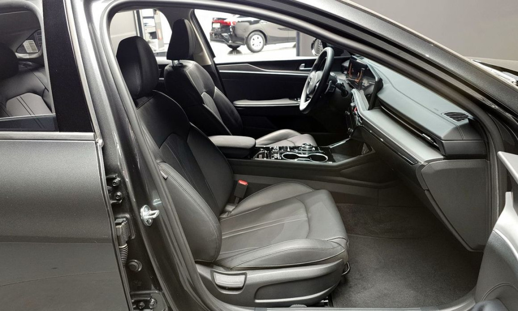 Kia K5 2.0, 2024