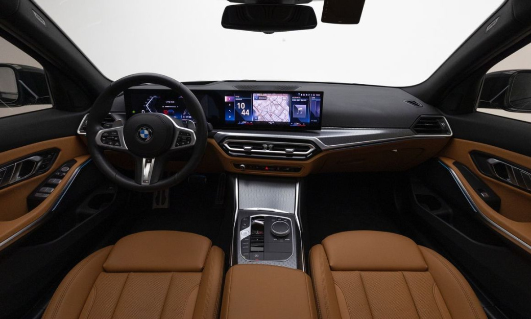 BMW 3-Series 320i M Sport, 2023