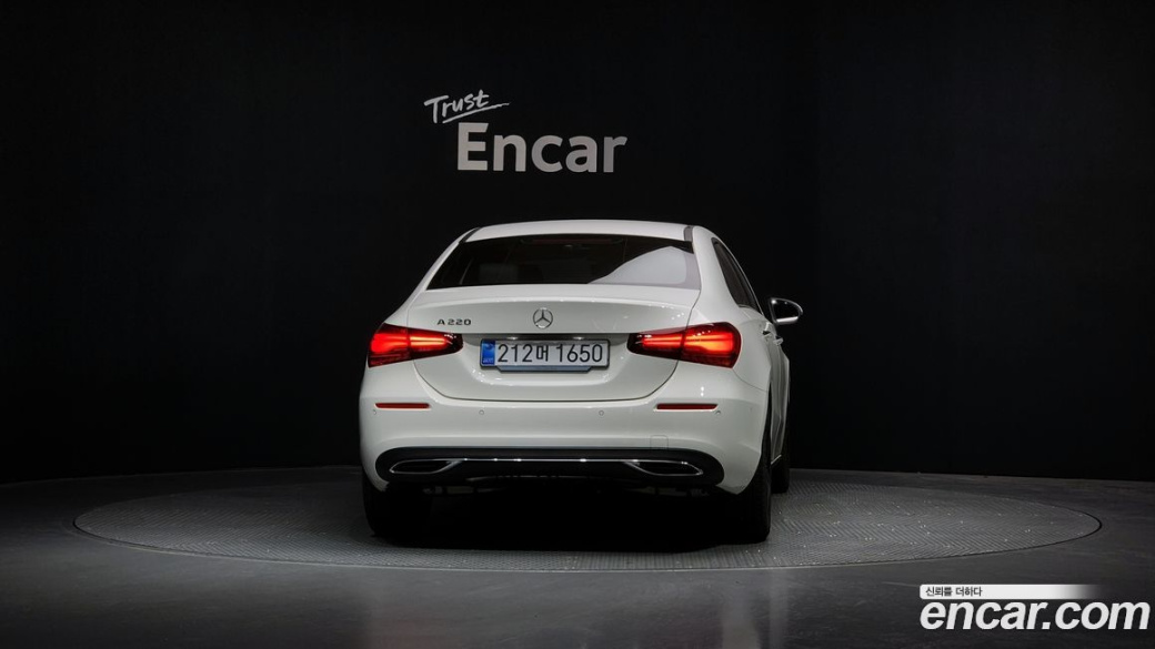 Mercedes-Benz A-Class A220 Sedan, 2025