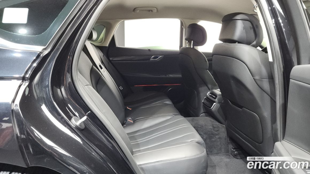 Genesis G80 Gasoline 2.5 Turbo AWD, 2026