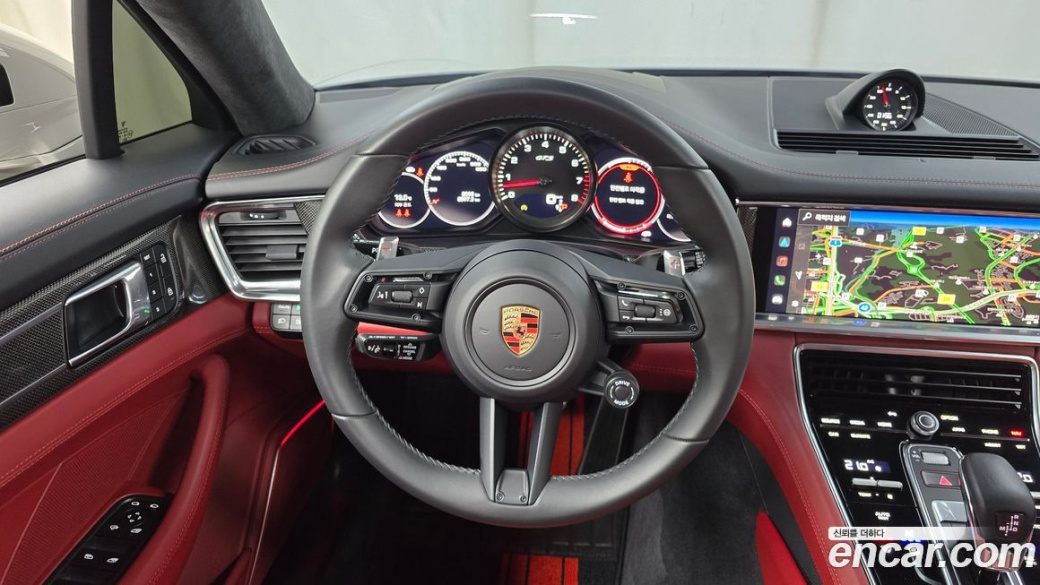 Porsche Panamera 4.0 GTS, 2024