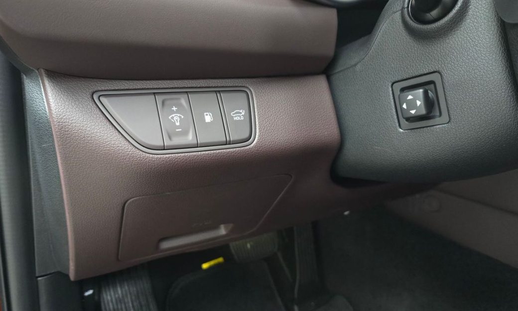 Genesis G70 Gasoline 2.5T 4WD, 2025