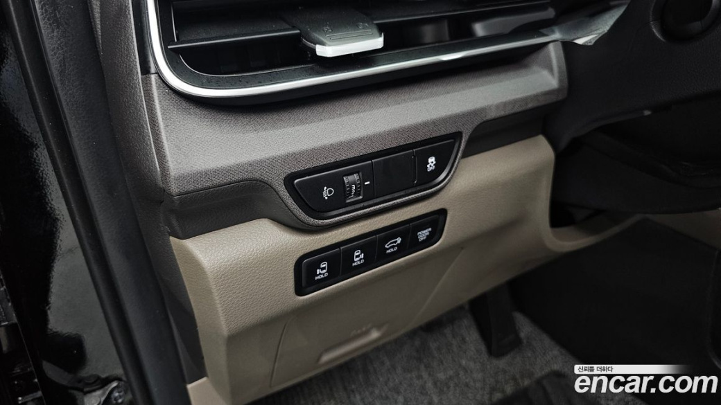 Kia Carnival 9-Seater Noblesse, 2025