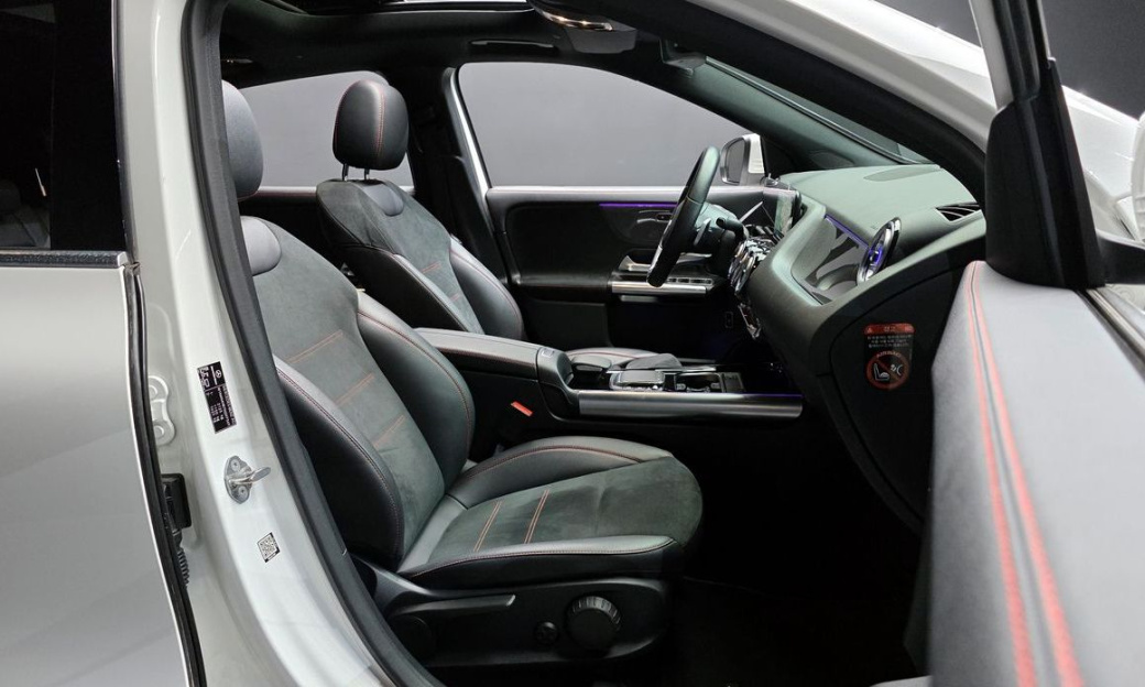 Mercedes-Benz GLA-Class GLA250 4MATIC, 2022