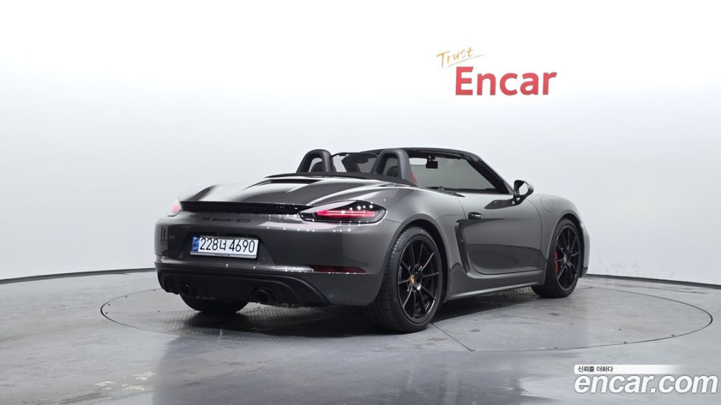 Porsche 718 4.0 GTS, 2024