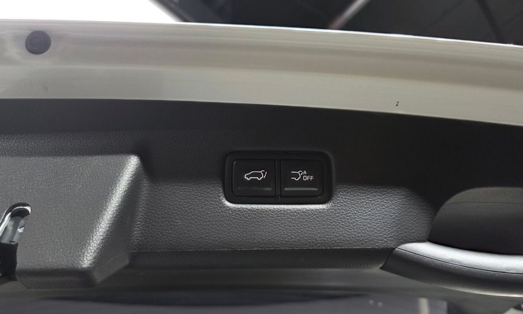 Kia Carnival 7-Seater Noblesse, 2023
