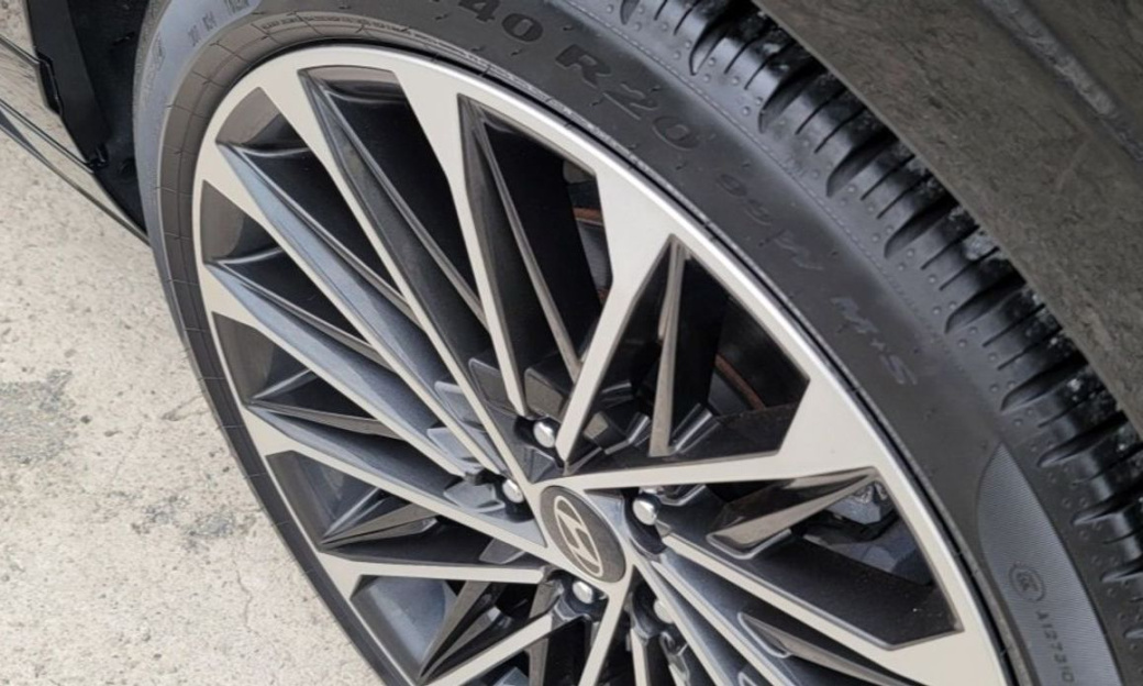 Hyundai Grandeur 2,5 Gasoline 2WD, 2023