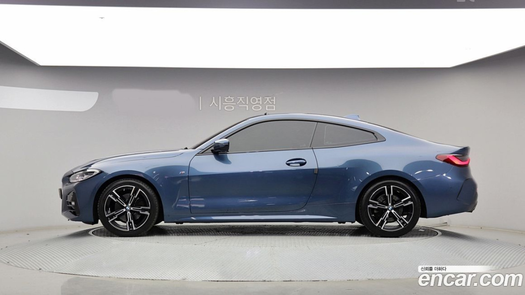 BMW 4-Series 420i M Sport Coupe, 2022