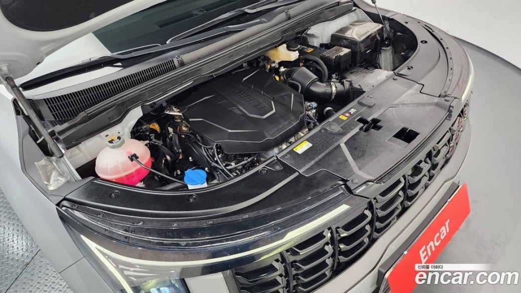 Kia Carnival 7-Seater Gravity, 2025