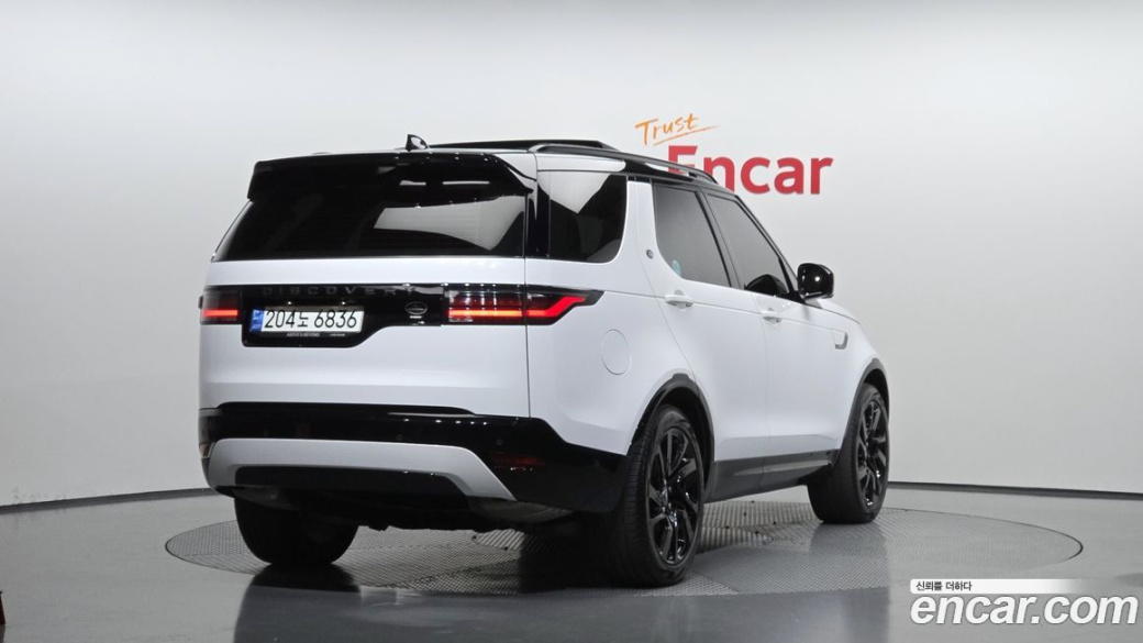 Land Rover Discovery P360 R-Dynamic SE, 2023