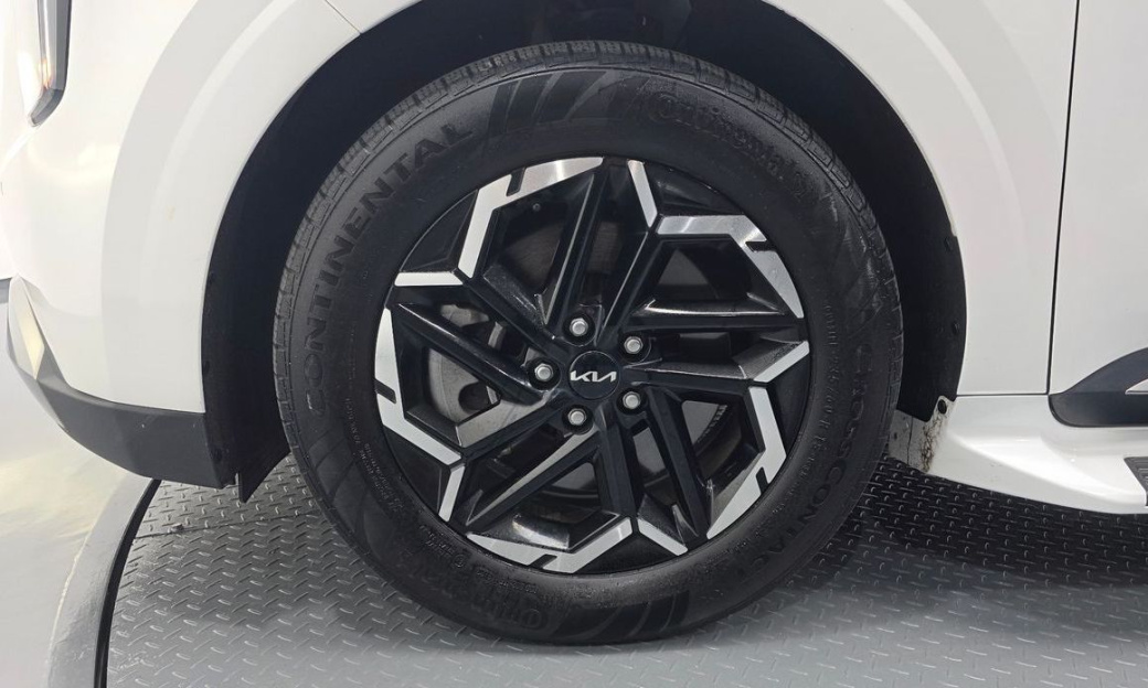 Kia Carnival 9-Seater Noblesse, 2024