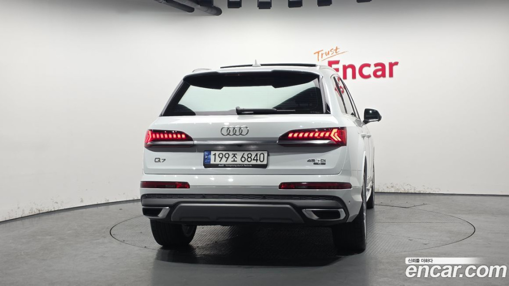 Audi Q7 45 TDI Quattro Premium, 2023