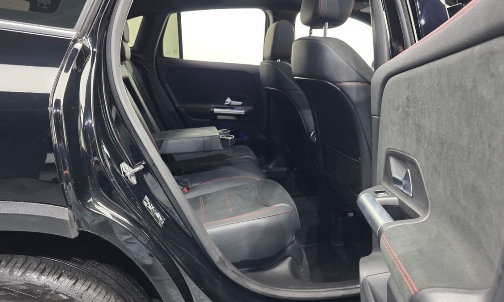 Mercedes-Benz GLA-Class GLA250 4MATIC, 2023