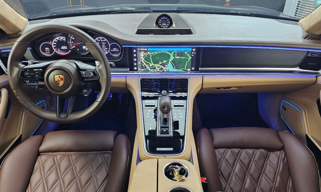 Porsche Panamera 4.0 GTS, 2022
