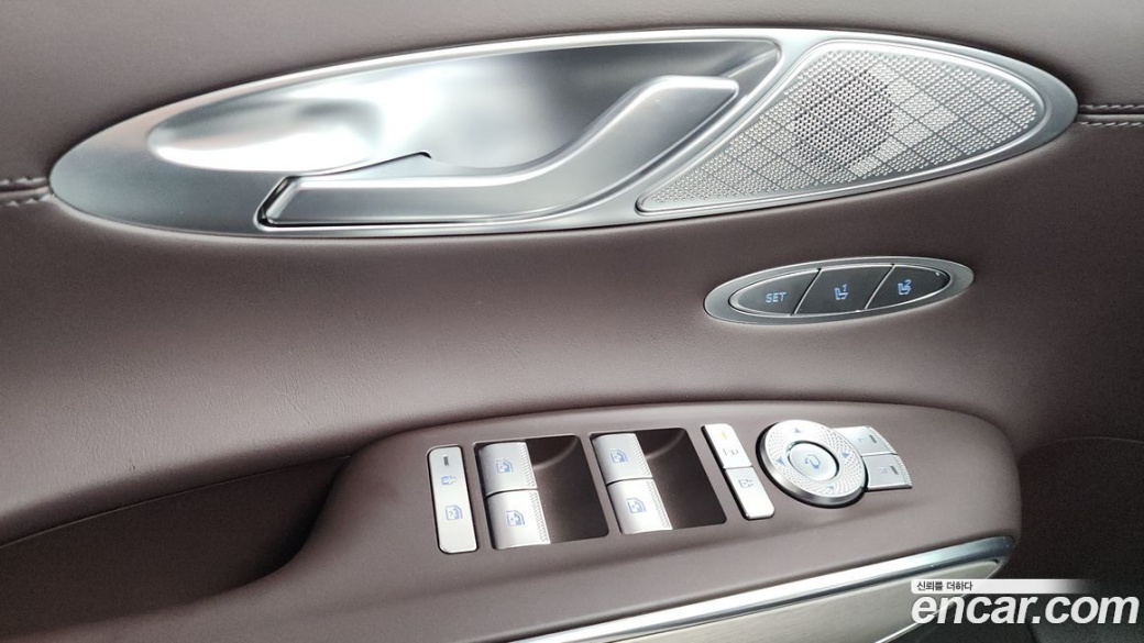 Genesis GV70 2.5T Gasoline AWD, 2025