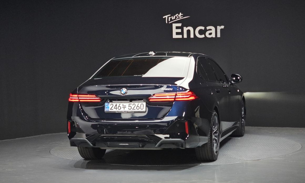 BMW 5-Series 520i M Sport, 2024
