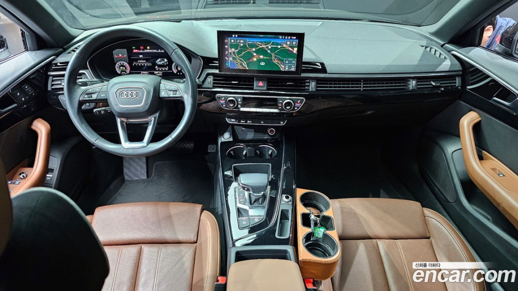 Audi A4 40 TFSI Premium, 2021