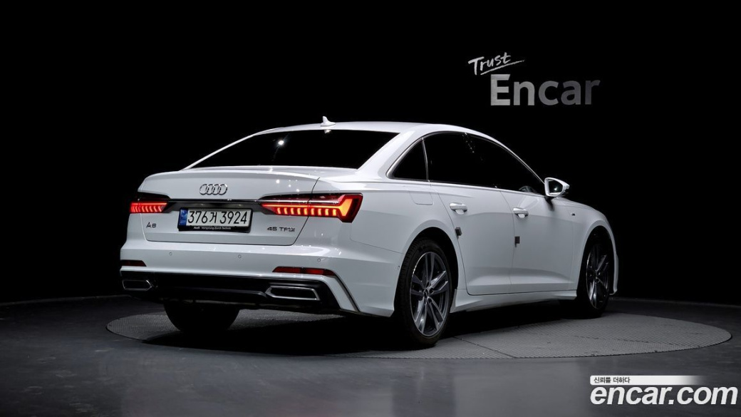 Audi A6 45 TFSI Premium, 2022