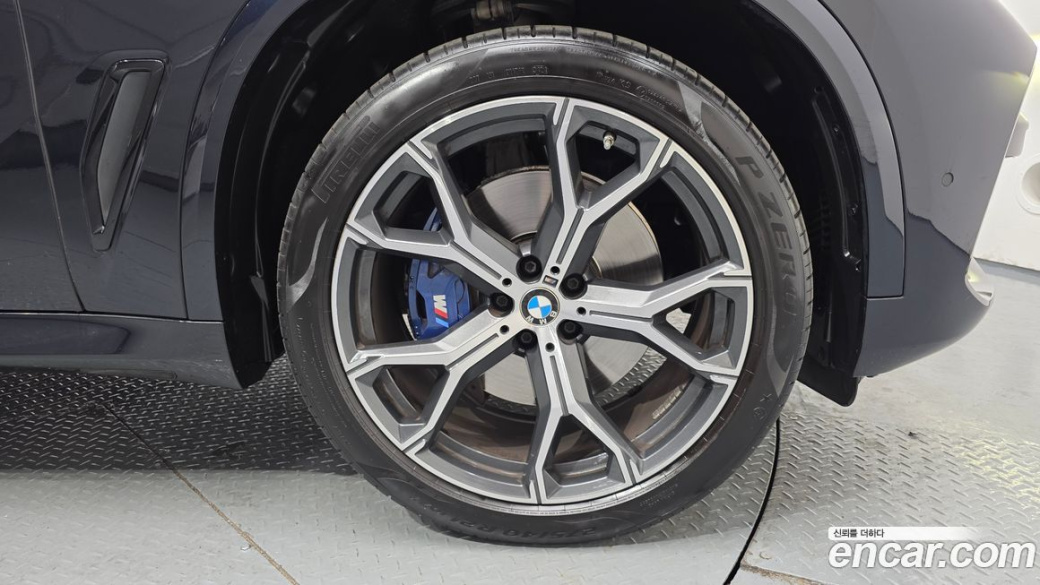 BMW X5 xDrive 30d M Sport, 2023