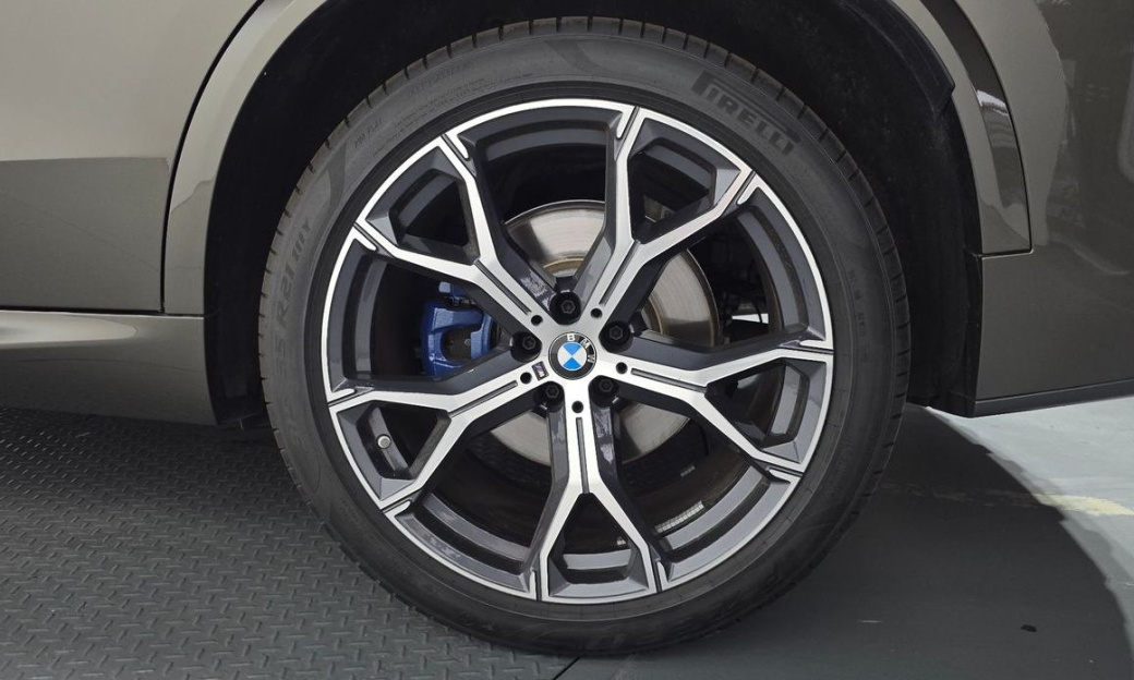BMW X5 xDrive 40i M Sport, 2025