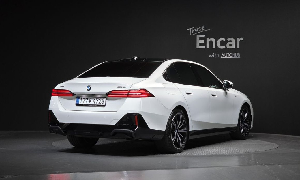 BMW 5-Series 530i xDrive M Sport, 2025