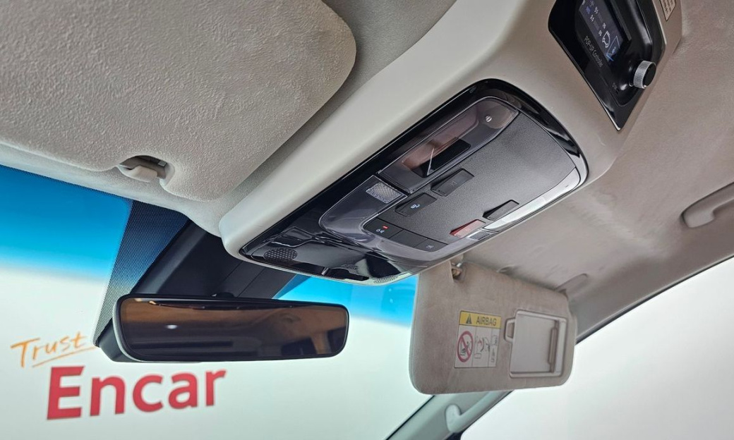 Hyundai Staria 2WD Camping Car, 2024