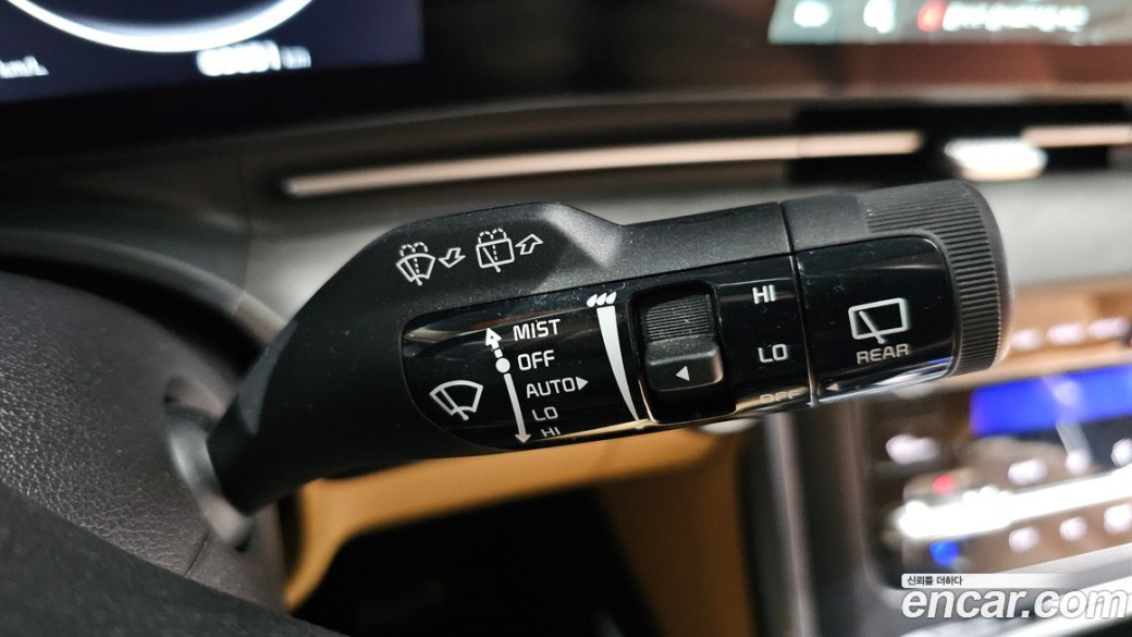 Kia Carnival 9-Seater Prestige, 2023