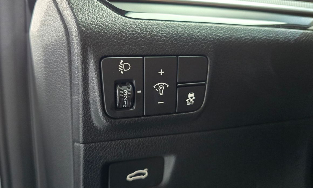 Kia K5 2.0, 2024