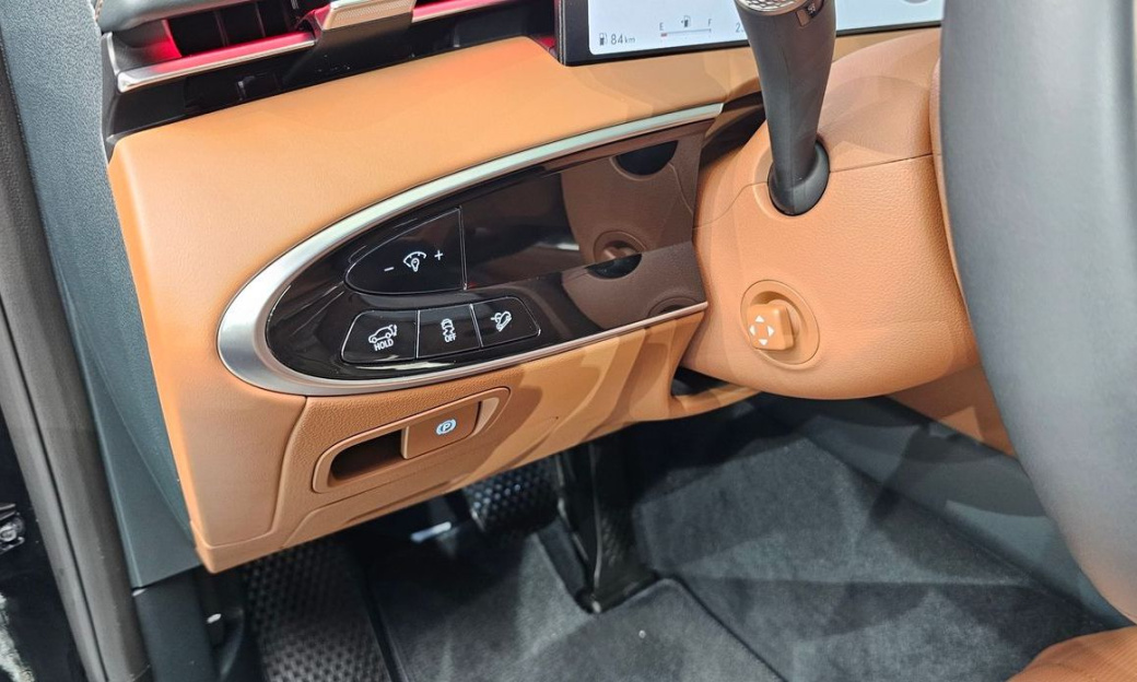 Genesis GV70 2.5T Gasoline 2WD, 2025