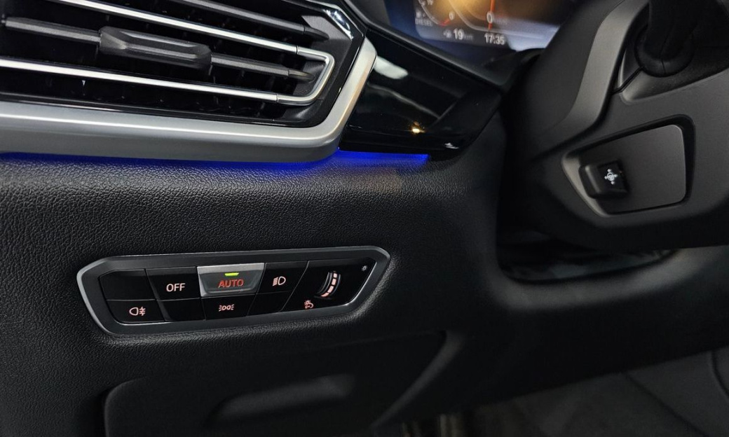 BMW X5 xDrive 40d M Sport, 2022
