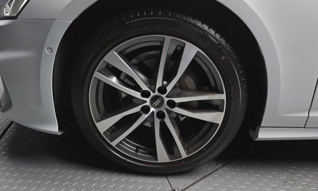 Audi A6 40 TDI Premium, 2022