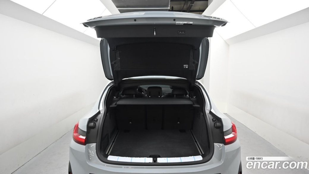 BMW X4 xDrive20i M Sport, 2024