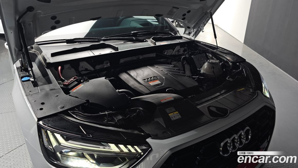 Audi Q5 45 TFSI Quattro Premium, 2023