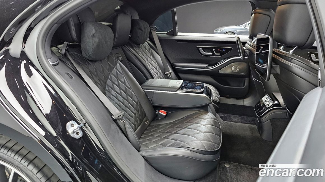 Mercedes-Benz S-Class S500L 4MATIC, 2024