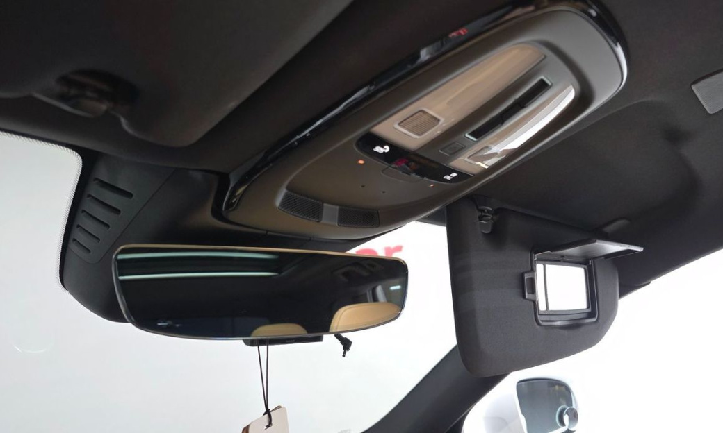 Volvo XC60 B5 Inscription, 2022