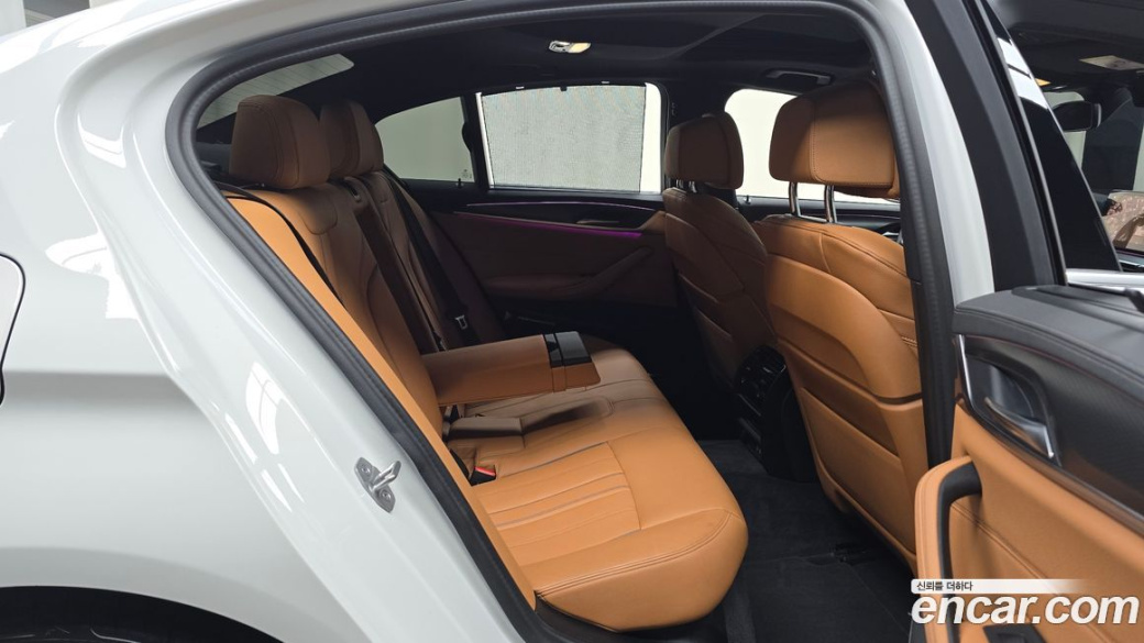 BMW 5-Series 520i M Sport, 2023