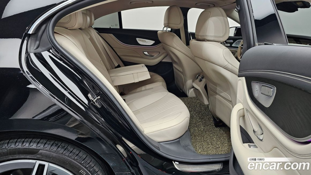 Mercedes-Benz CLS-Class CLS300d 4MATIC, 2023