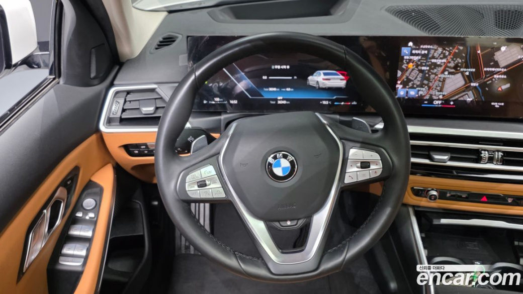 BMW 3-Series 320i, 2024