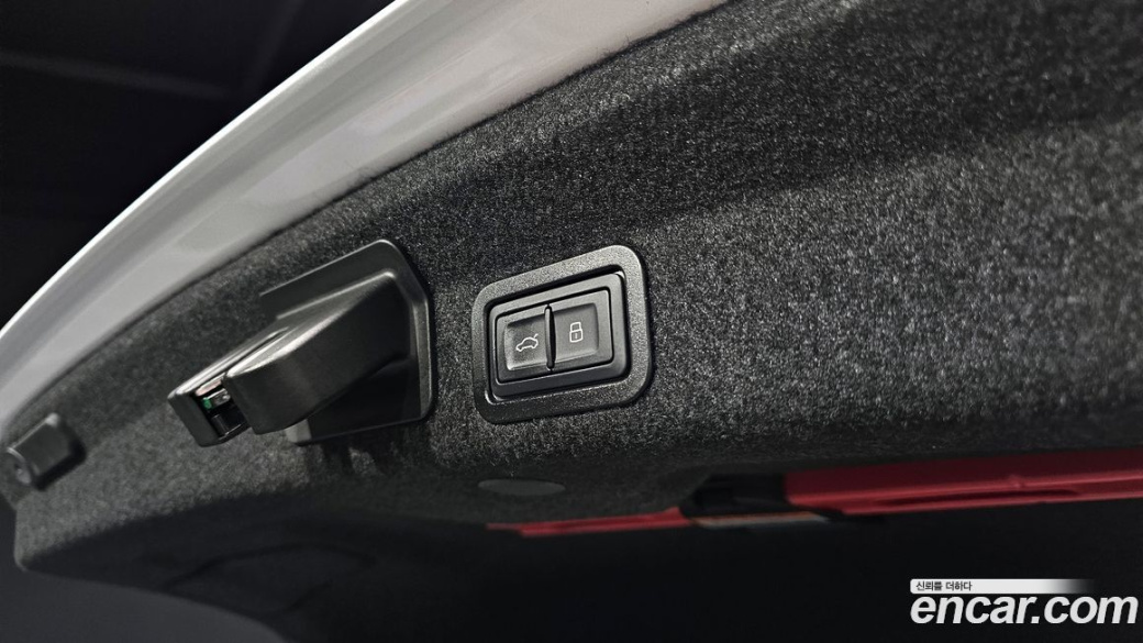 Audi A6 45 TFSI Quattro Premium, 2023
