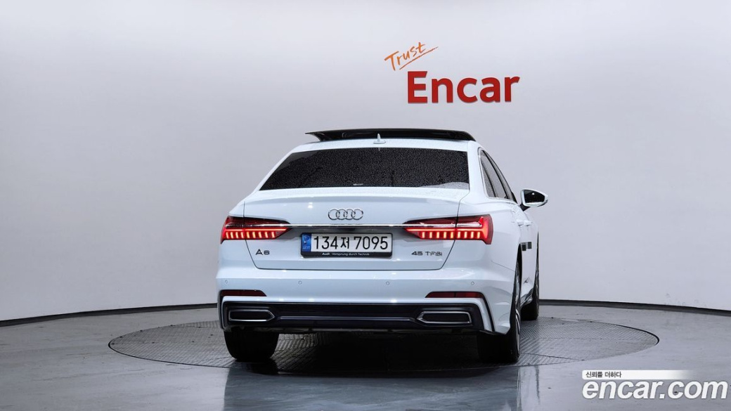 Audi A6 45 TFSI Premium, 2022