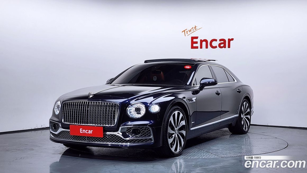 Bentley Flying Spur 4.0 Azure, 2023