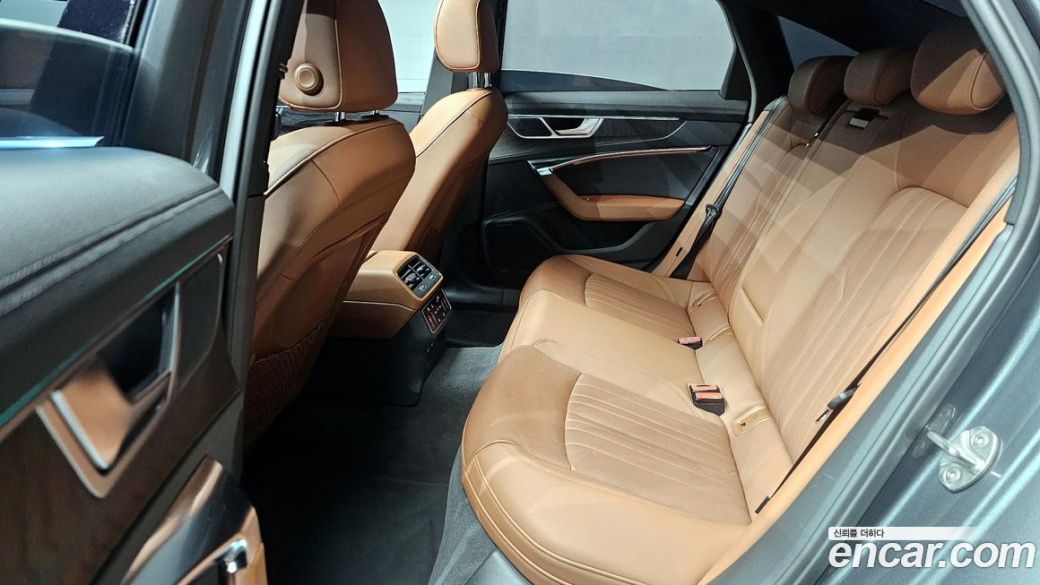 Audi A6 45 TFSI Premium, 2023