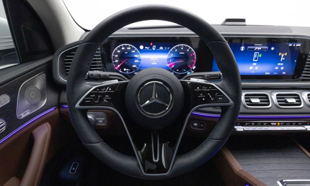 Mercedes-Benz GLE-Class GLE450 4MATIC, 2025