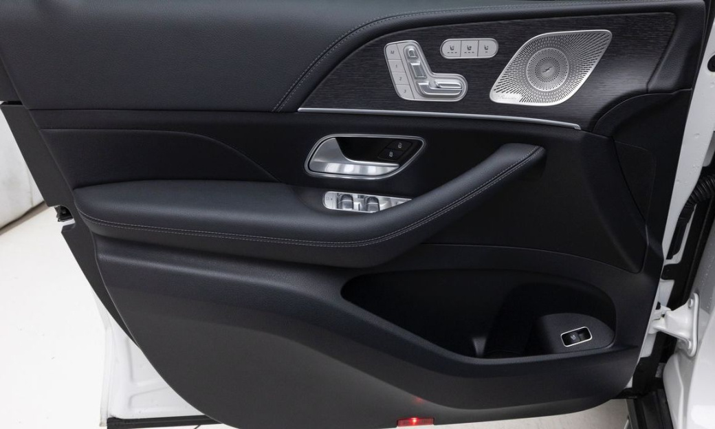 Mercedes-Benz GLE-Class GLE450 4MATIC, 2025